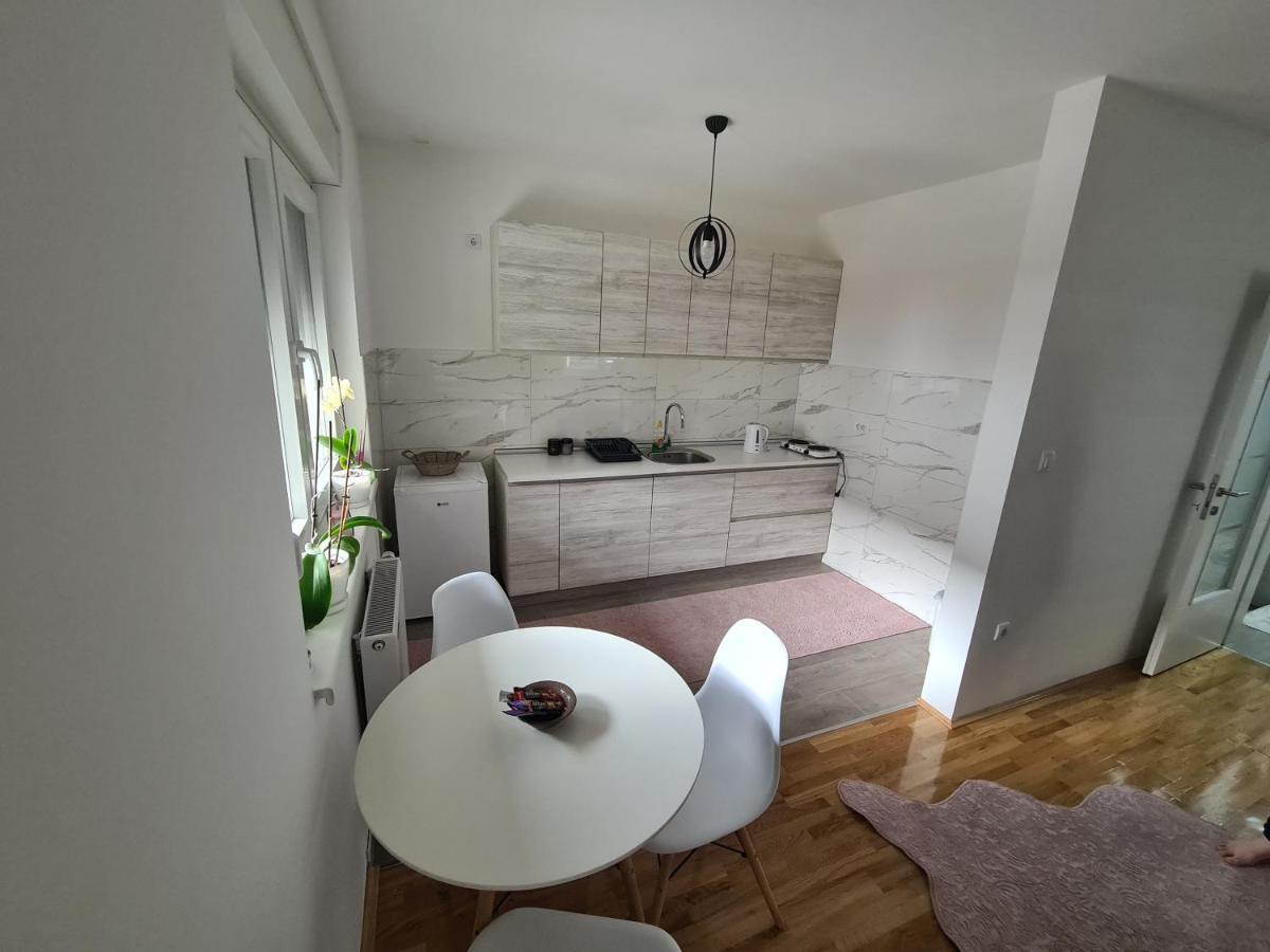 Apartman Crystal บริชโก ภายนอก รูปภาพ